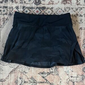 Lululemon black camo skort